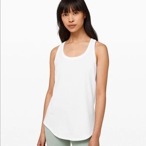 NWT white lululemon tank top, size 2 brand new!